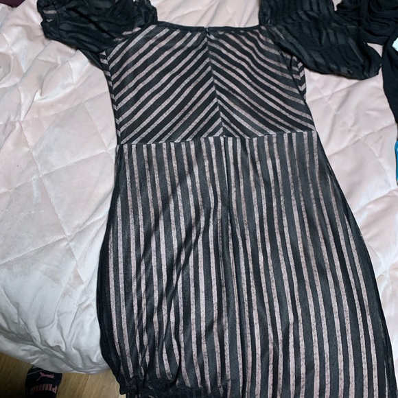 DRESS LOT - Picture 5 of 16